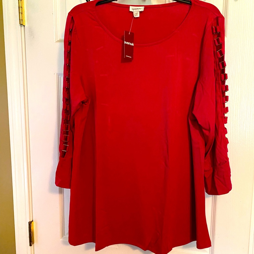 Brand new with tags, size 14/16 Avenue Pink Blouse